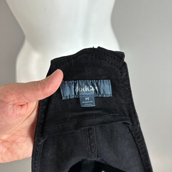 Modcloth Womens Overall Shorts Black Cuffed Hem Adjustable Straps Pockets Medium - Picture 5 of 5